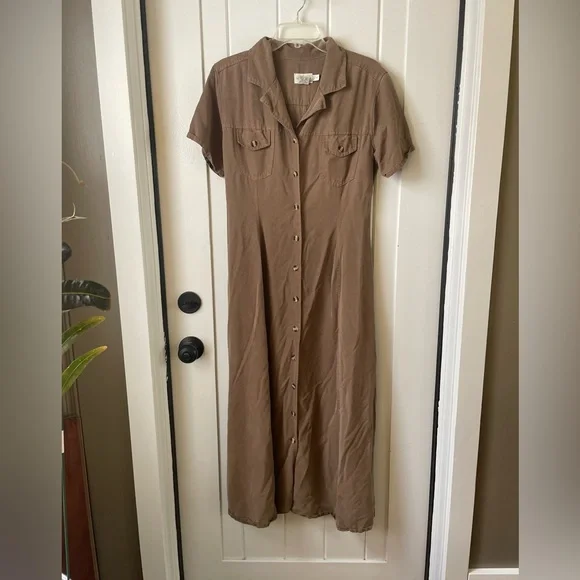 essie little brown dress dupe Pre-Loved Nordstrom Women's Tonal Sketch Floral Maxi Slip Dress Brown Size  L – Elle & Beck main image 0